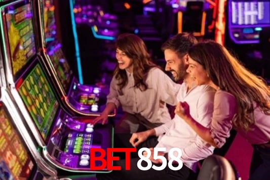 Desvendando o Mundo dos Jogos Virtuais na bet858